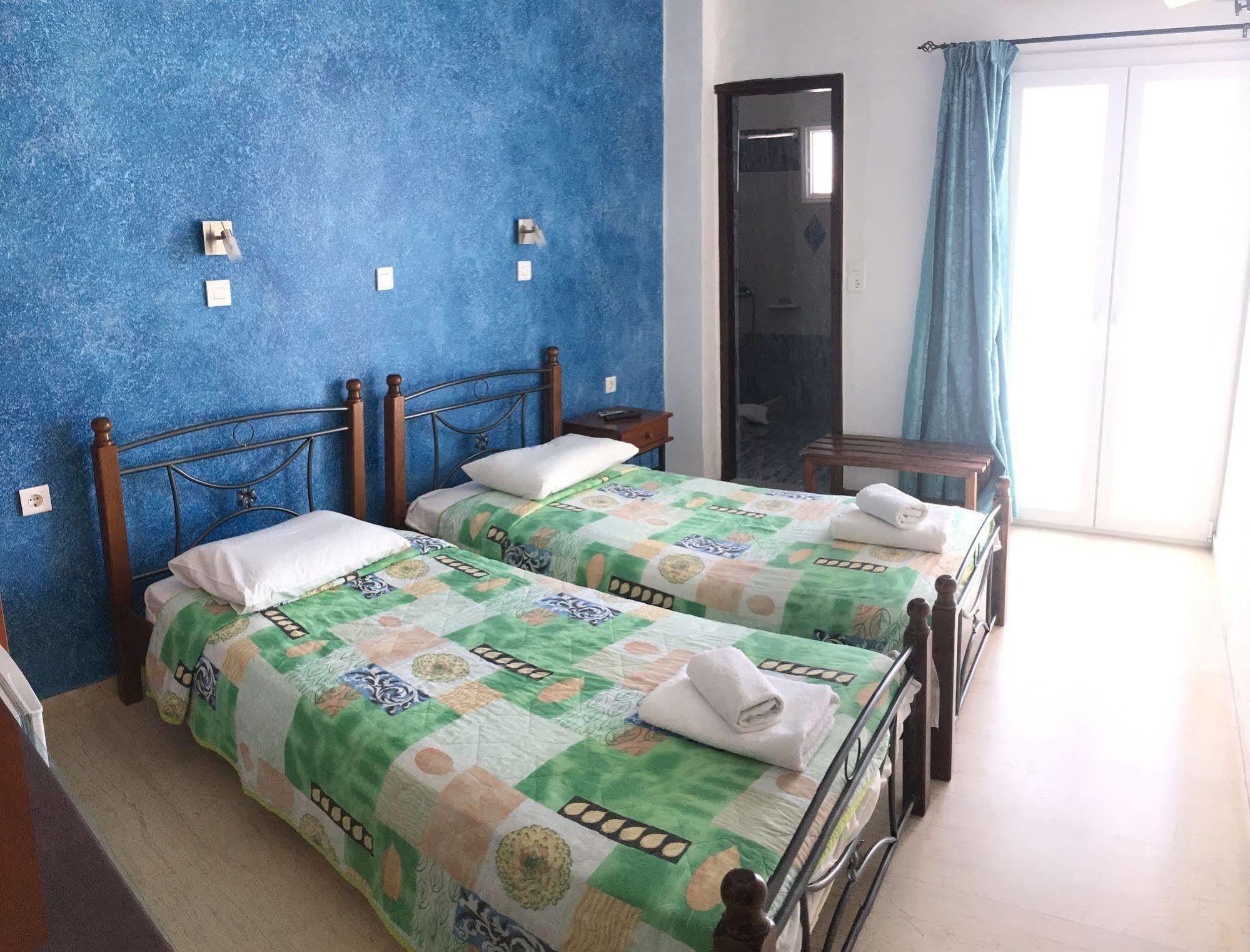 Villa Pelekanos Картерадос Екстериор снимка