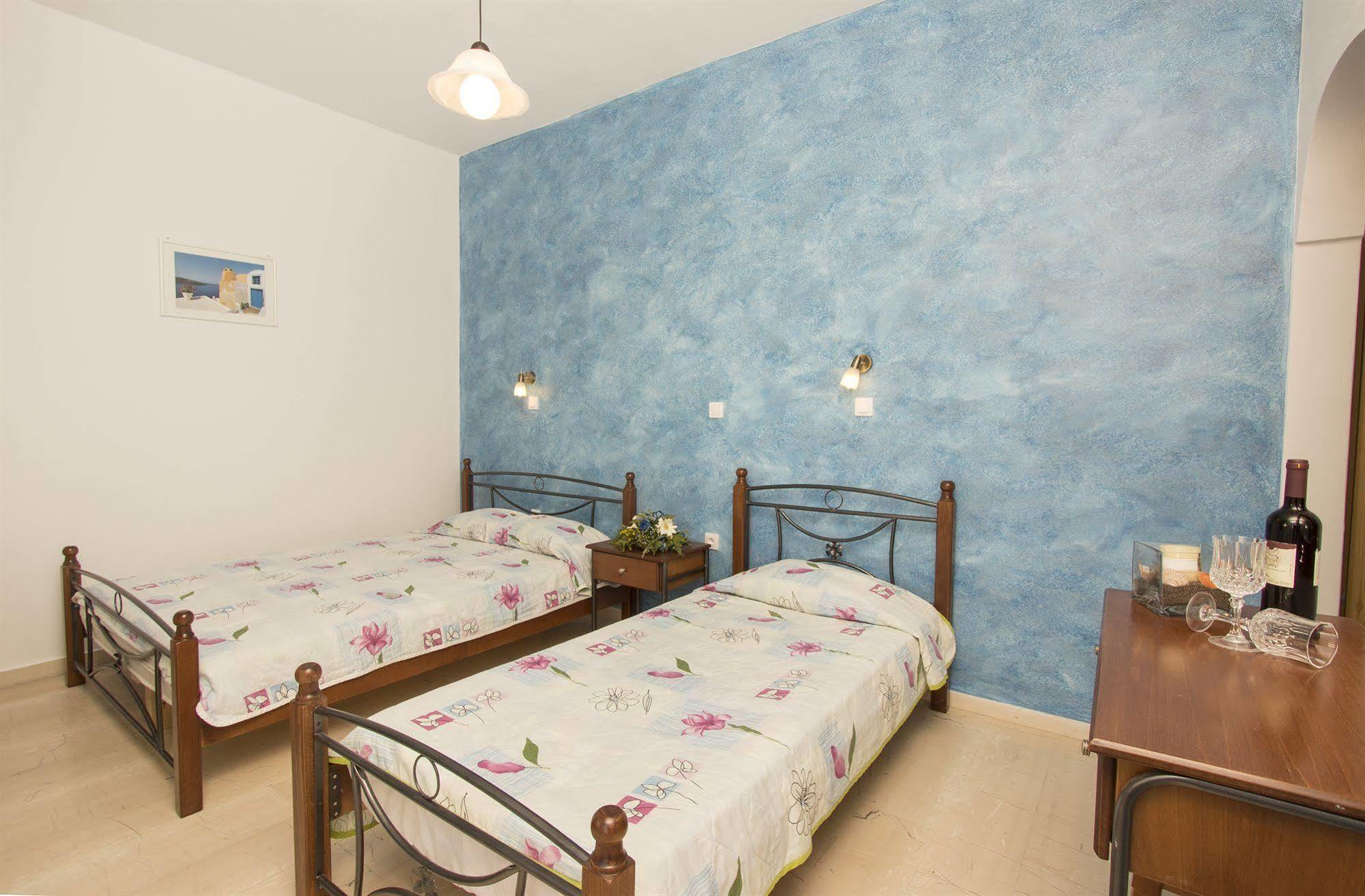 Villa Pelekanos Картерадос Екстериор снимка
